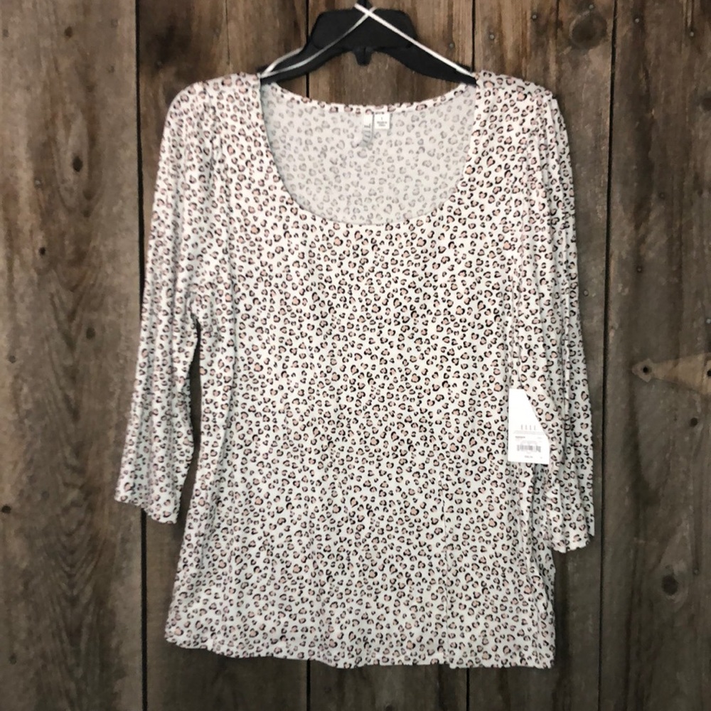 NWT L Elle Brand Top